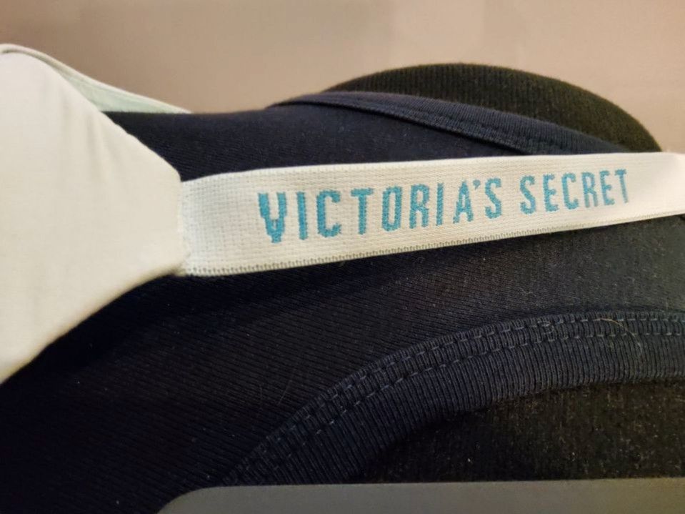 Victoria´s Secret BH Set schwarz und mint türkis Gr. 80 B in Rees