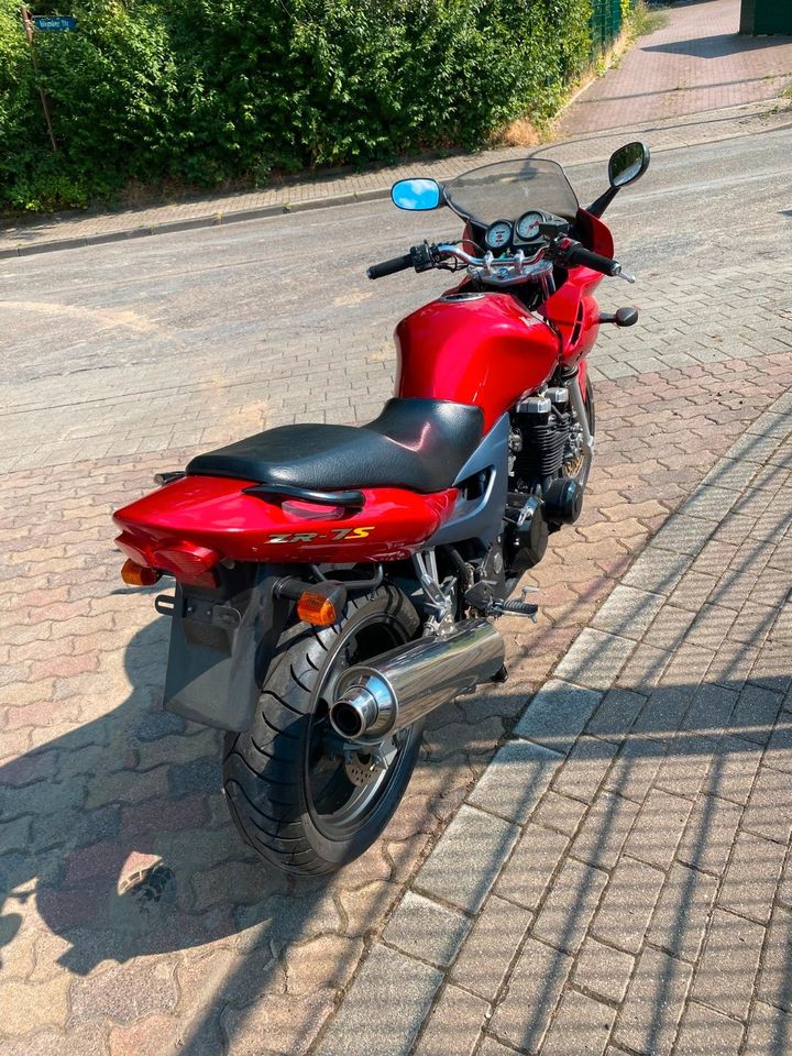 Schöne Kawasaki ZR -7S ZR 750 EZ 2001Nur 16521 KM Tüv 04.2024 in Herne