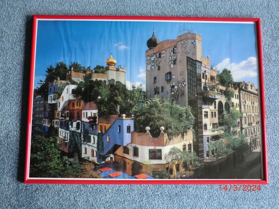 Hundertwassser-Plakat in Wolfsburg