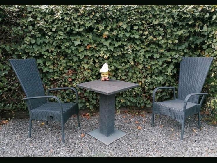 Gartenmöbel Set 2 Stühle und 1 Tisch Rattan in Oelde