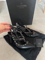 Valentino Noir Rockstud Pumps Nieten Gr.37,5 Mitte - Wedding Vorschau