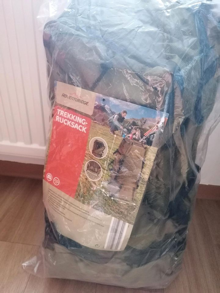 Trekking Rucksack, leicht, 70 l, Neu. Nur Abholung in Neu-Bamberg