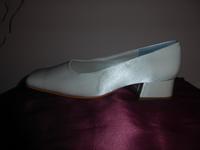 Damen Brautschuhe flach NEU creme 39 Hochzeitsschuhe Marke IVory Wandsbek - Hamburg Farmsen-Berne Vorschau