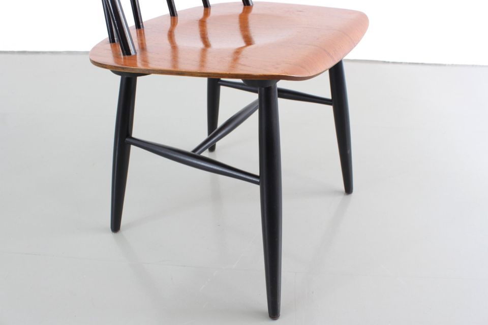 1 von 4 Tapiovaara Chairs 50er 60er Stühle Vintage Danish Teak in Berlin