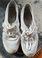 Adidas Damen Sportschuhe,Sneaker Größe 38-39. Berlin - Köpenick Vorschau
