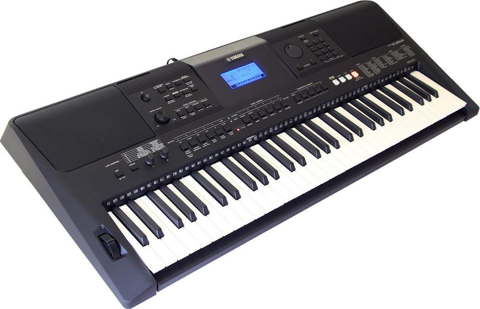 Keyboard Yamaha PSR E 453 in Radeberg