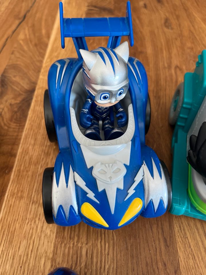 PJ Masks Fahrzeuge mit Figuren in Hammelburg