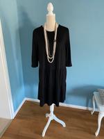 Marc Cain Addition Kleid schwarz N4/ 40 Düsseldorf - Oberkassel Vorschau