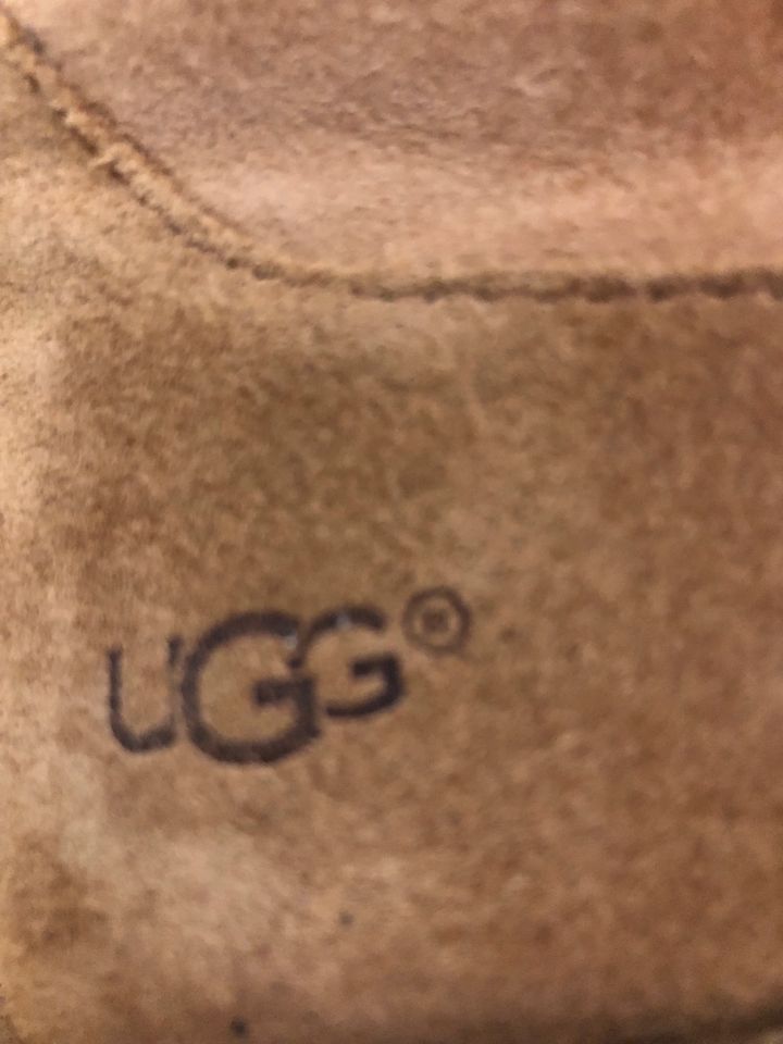 UGG Damen Stiefel GR.38 in Wattenbek