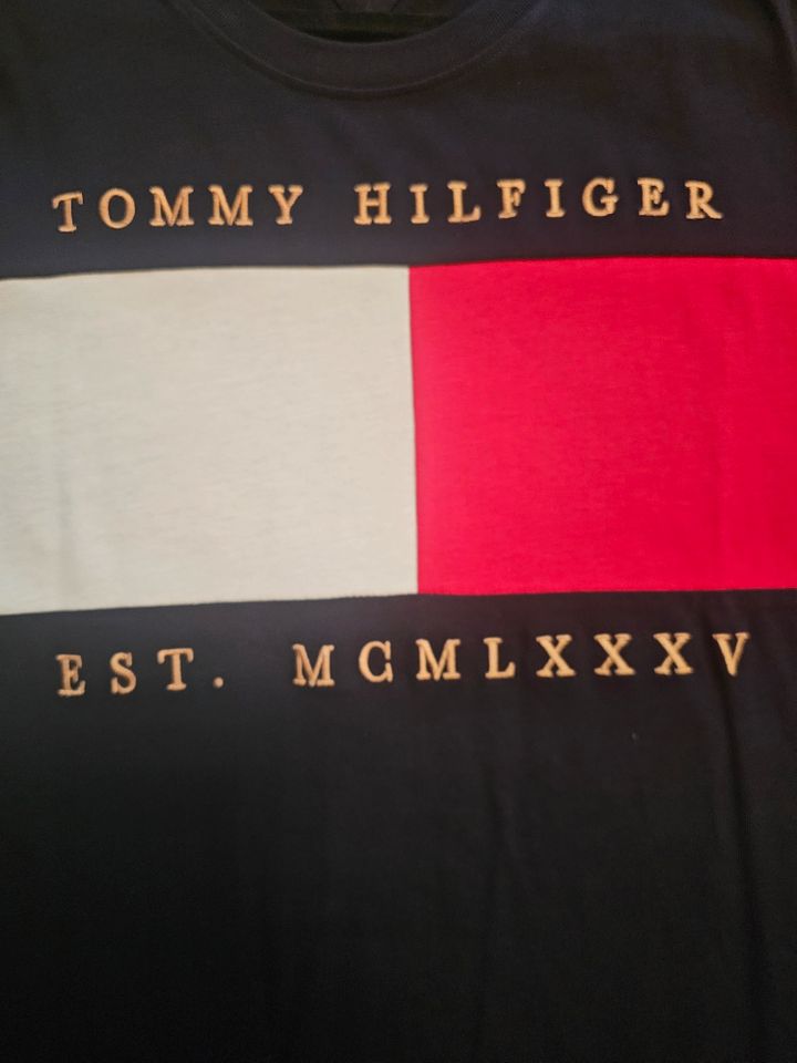 Neu ! Original Tommy Hilfiger Icon Shirt , Gr. XL in Ratingen