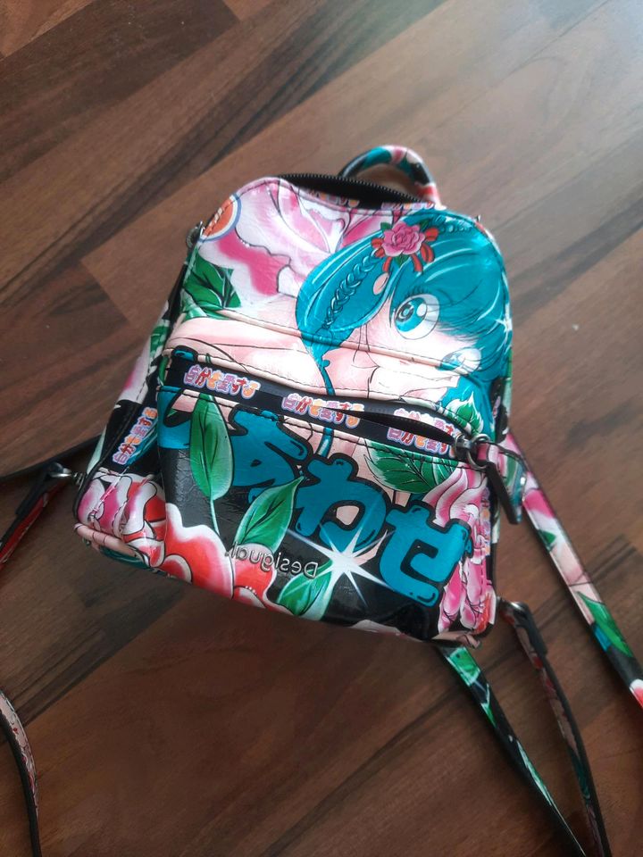 Kleiner Anime Rucksack von Desigual in Berlin