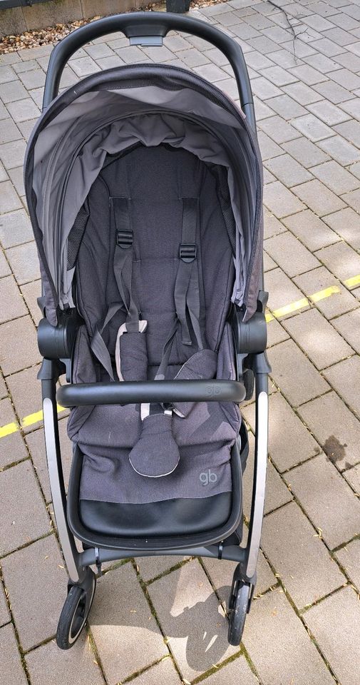 GB Kinderwagen in Offenbach