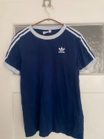 dunkelblaues Adidas Baumwoll T-Shirt Neuhausen-Nymphenburg - Neuhausen Vorschau