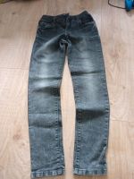 Schwarz -grau Jeans Größe 170 Nordrhein-Westfalen - Bedburg Vorschau