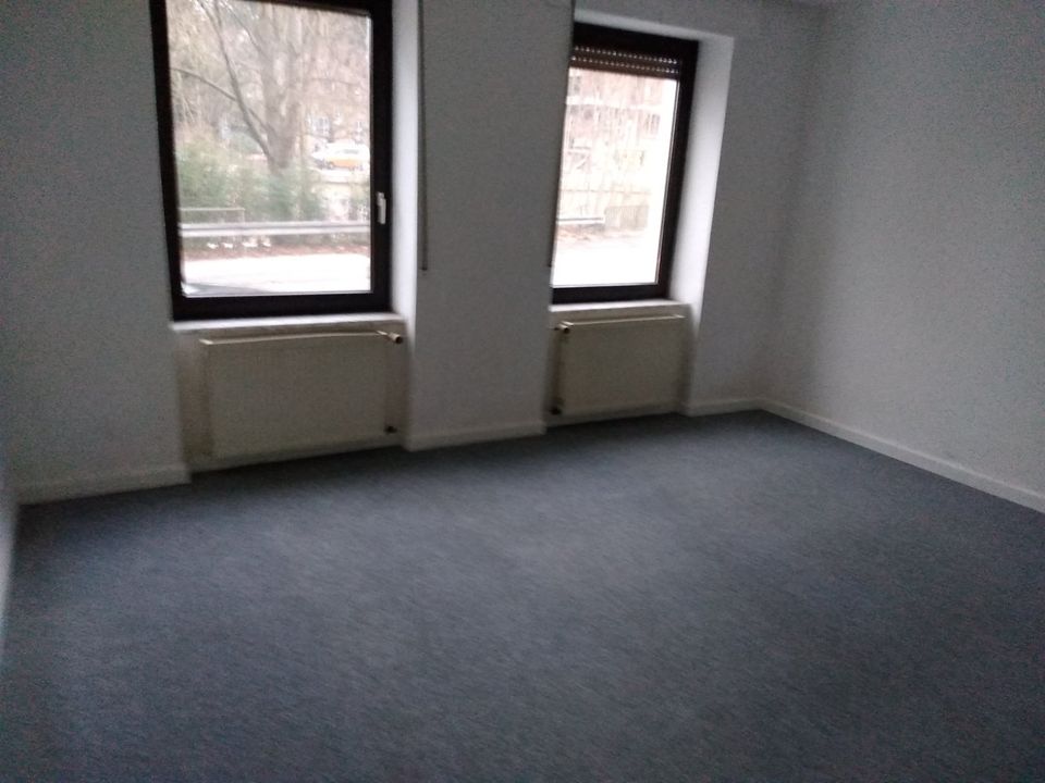 48 m2 Wohnung 2 Raum, Schlaf/Wohnraum, Küche, Tageslichtbad, Flur in Wetter (Ruhr)