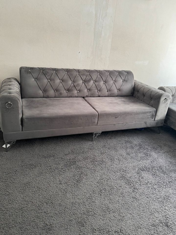 Chesterfield Wohnzimmer Sitzgruppe 3+3+1 mit Schlaffunktion Grau in Salzgitter