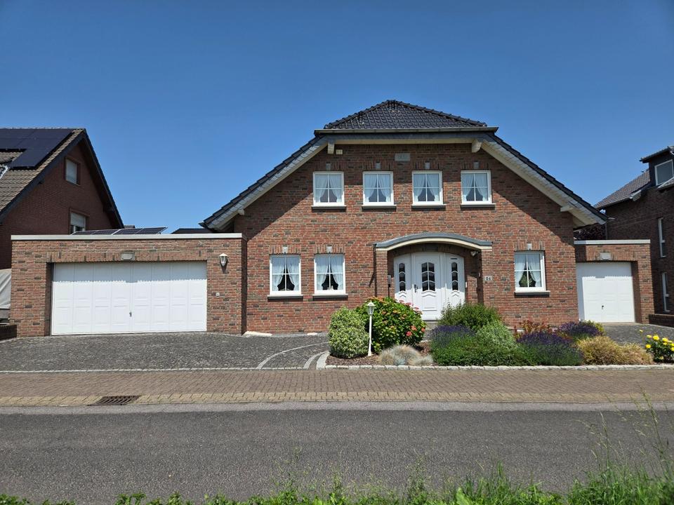 freistehendes Einfamilienhaus mit Wärmepumpe, Klimaanlage u.v.m.
