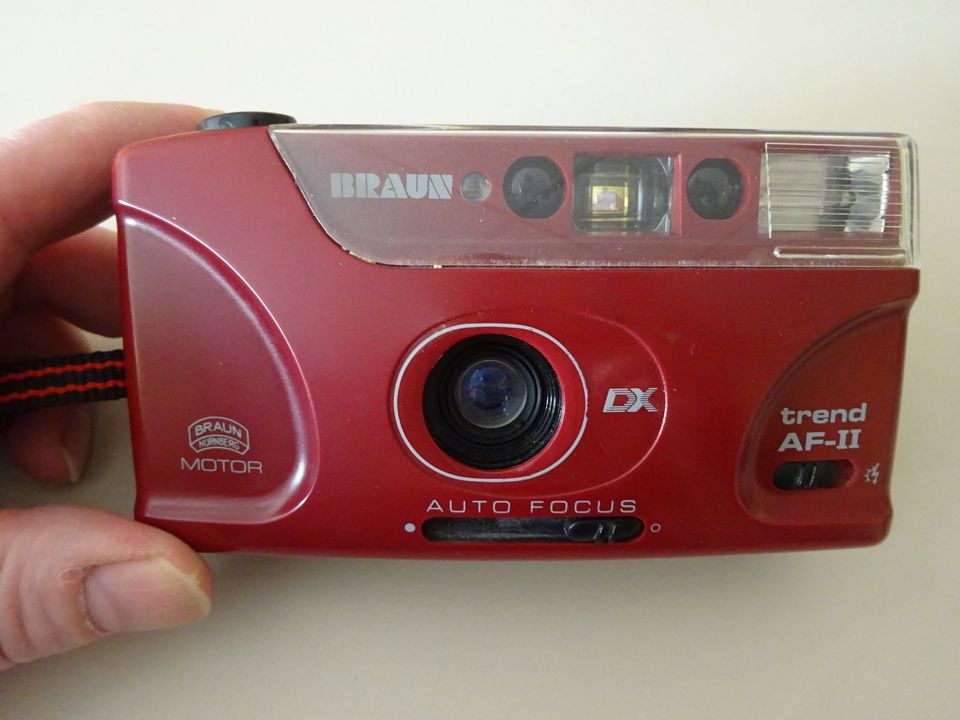 Braun Fotoapparat in Belgern