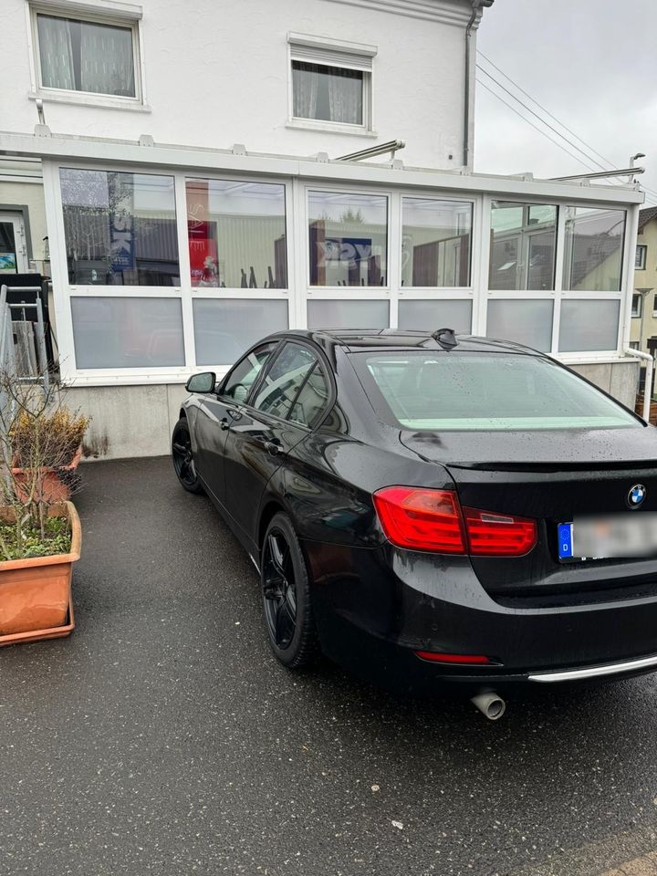 BMW 320 D F30 MODERN-LINE ‼️ SITZHZG TEMPOMAT 18-ZOLL-FELGEN NAVI in Marpingen