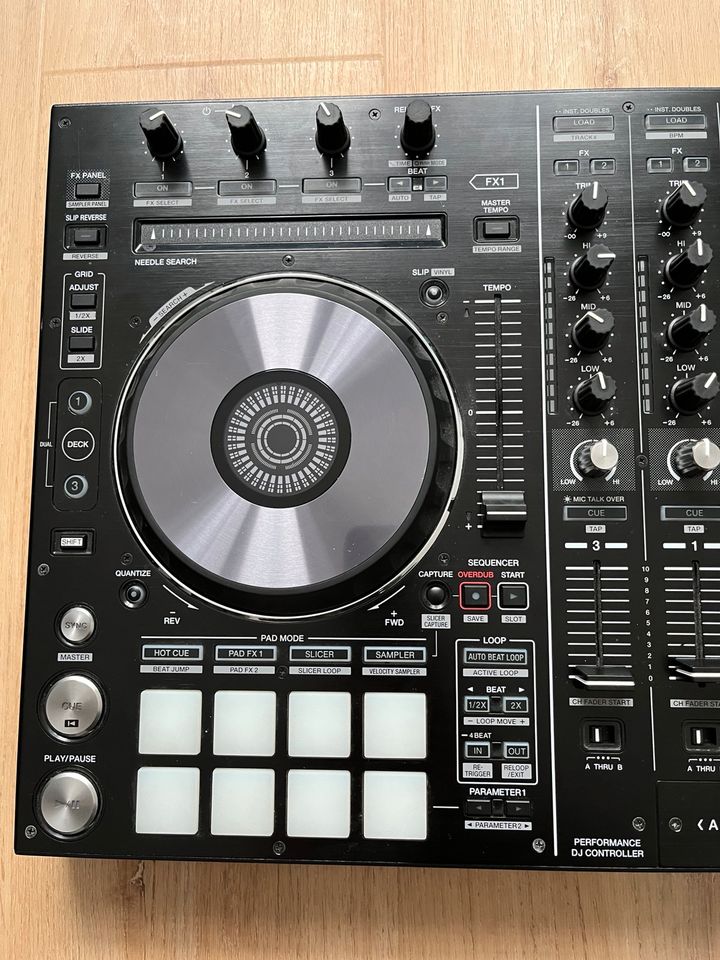 Pioneer DJ Controller DJ DDJ-RX in Aschaffenburg
