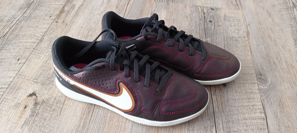 Nike Tiempo Fußballschuhe Hallenschuhe Schuhe Sneaker 38 in Leegebruch