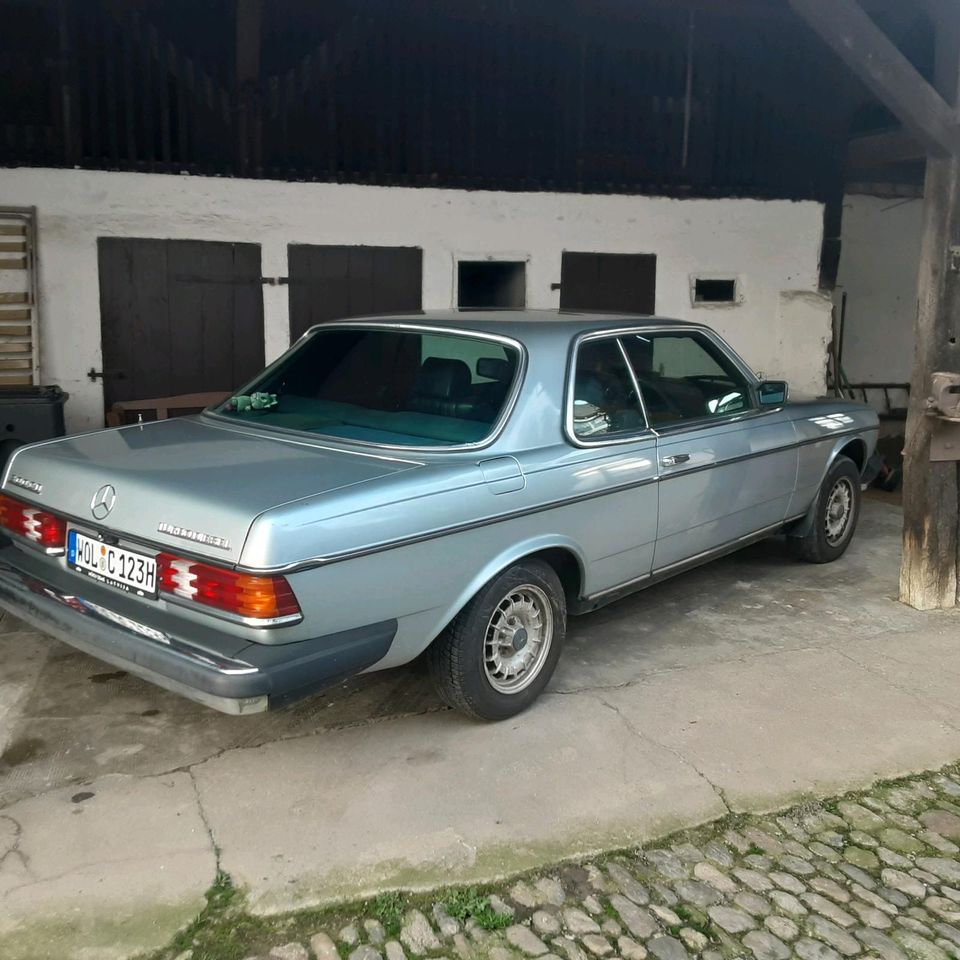 TAUSCHE Mercedes 123 Coupe.  TURBODIESEL in Offenburg