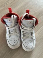 Nike Jordan, Gr.25, weiss/ rot, top Nordrhein-Westfalen - Waltrop Vorschau