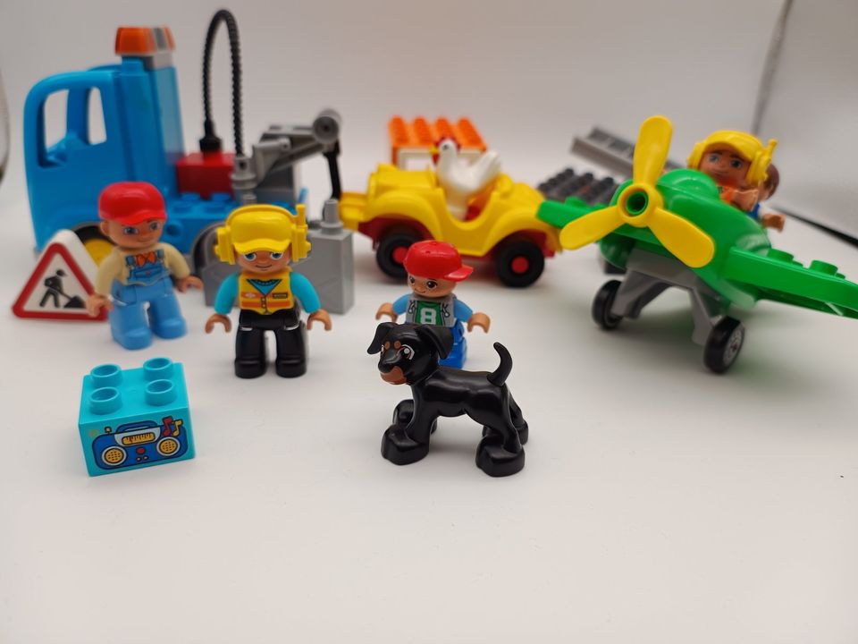 Lego Duplo - Lot - Fahrzeuge mit Figuren & Zubehör in Leimen