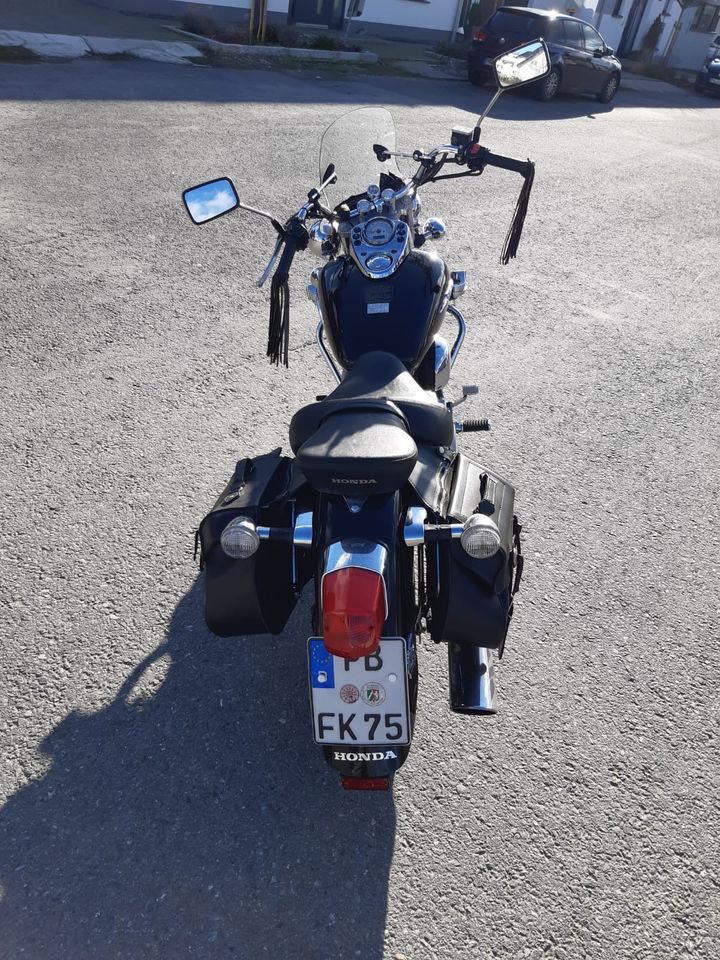 Honda Shadow VT 125 Chopper Motorrad in Paderborn