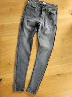 Stretch-Jeans designed by  Q/S mit Steinchen besetzt Nordrhein-Westfalen - Sonsbeck Vorschau