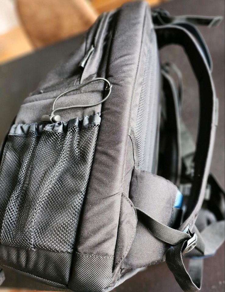 Lowepro Fastpack 350 großer Fotorucksack wie neu schwarz blau in Berlin