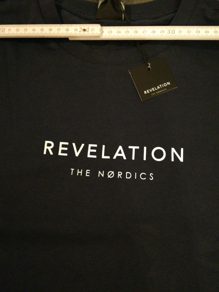 Neu, Revelation, Gr. XXL, blau, NP ca. 20,- in Kaarst