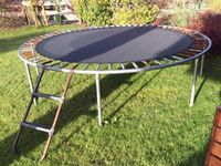 ** Trampolin 3,05 m Durchmesser mit Leiter ** Bayern - Sachsenkam Vorschau