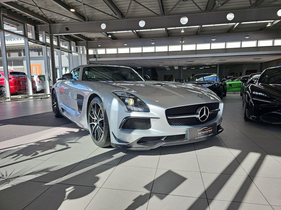 Mercedes-Benz SLS AMG Black Series 1/350 Coupe in Frankenthal (Pfalz)