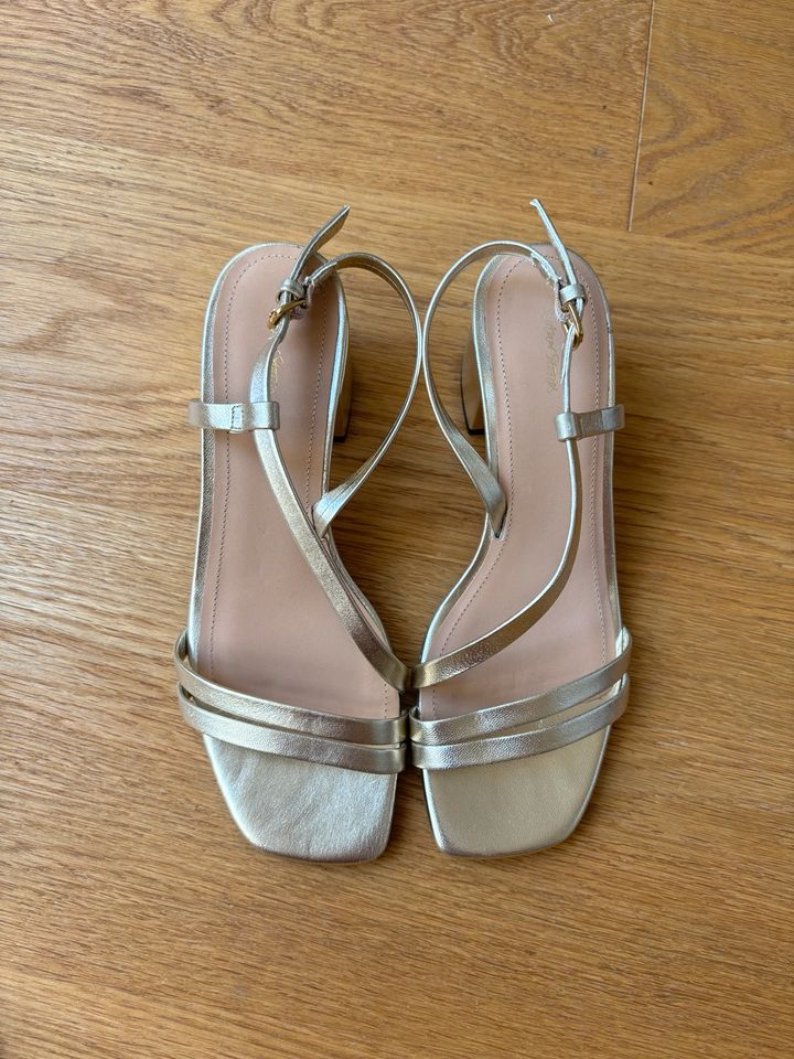 & other stories Sandalen Leder Gold 37 NEU OVP 110€ in Frankfurt am Main