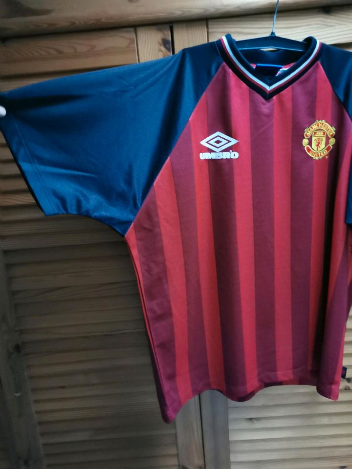 Manchester United Trikot Training Fußball Shirt 1998/99 Gr. XL in Weyhe