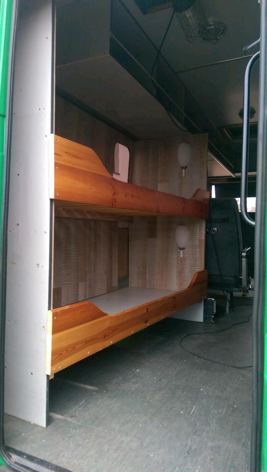 Wohnmobil Mercedes MB711 d Camper mit Dachzelt für 6 Personen in Süderholz