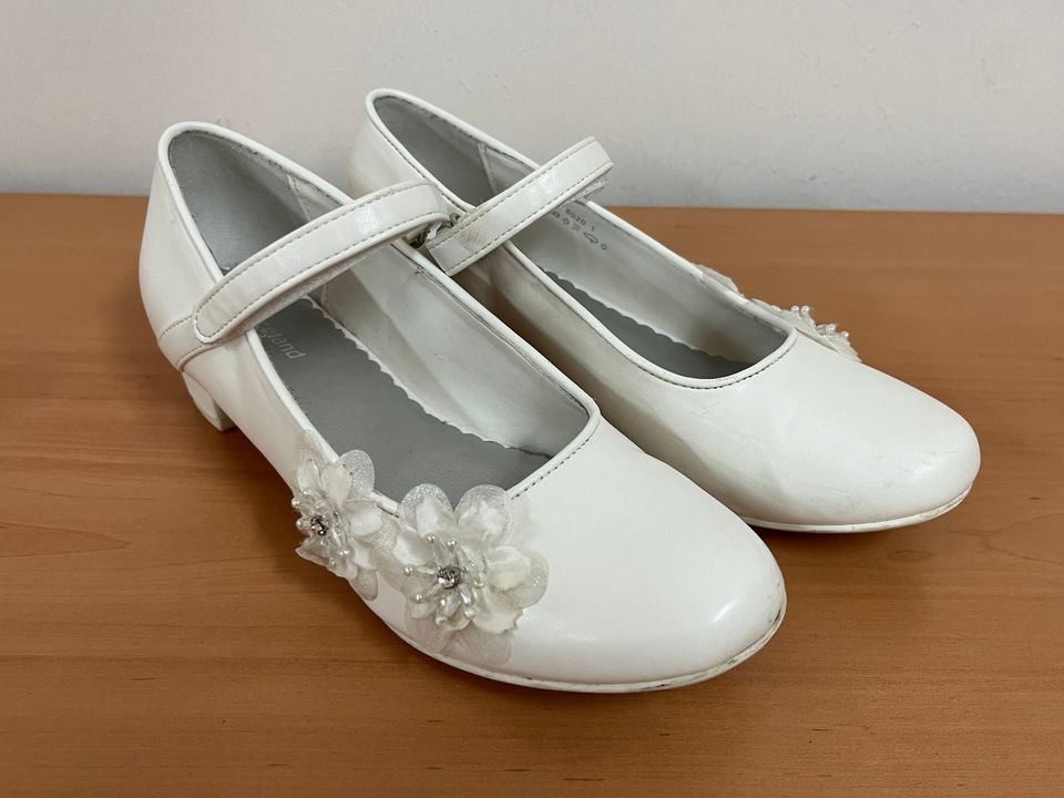 Hübsche Absatzschuhe / Ballerinas weiß Gr.35 in Limbach-Oberfrohna