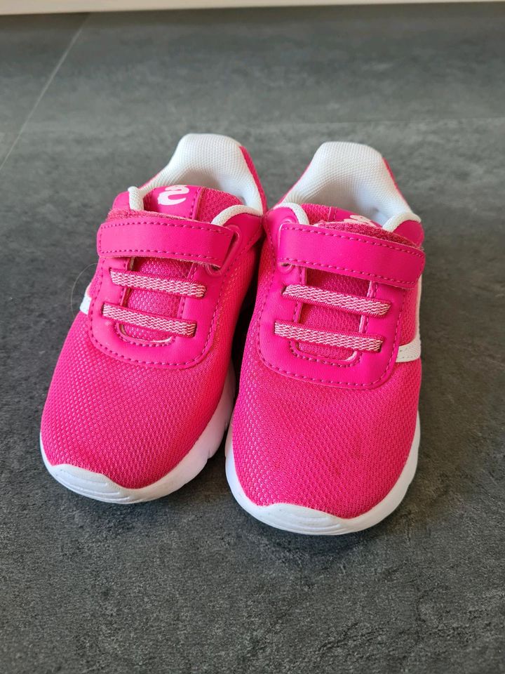 *TOP* Turnschuhe Sneaker Cupcake Pink Gr. 24 in Velpke