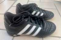 Adidas Fußball Hallenschuhe Gr. 32 Schwarz Hessen - Kassel Vorschau