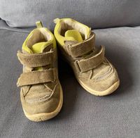 Superfit Sneaker Turnschuhe 24 Jungenschuhe Kinderschuhe grün Niedersachsen - Büddenstedt Vorschau