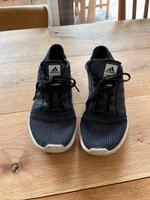 Adidas Turnschuhe Größe 43 1/3 Bayern - Wendelstein Vorschau