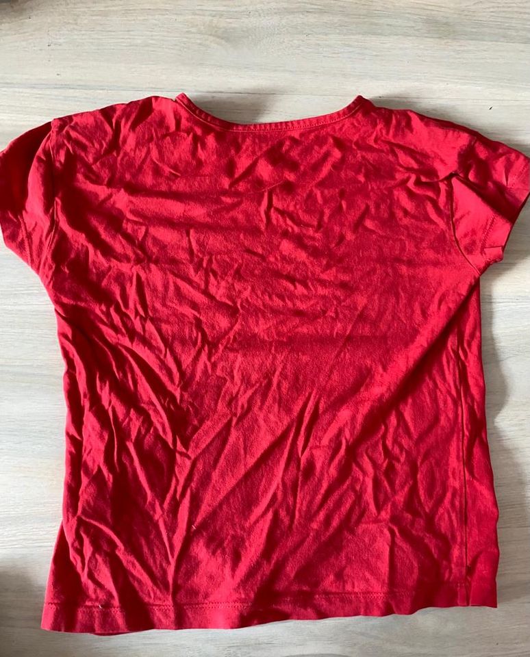 T-Shirt für Mädchen von Esprit in Größe 128/134 "good day" in Oberasbach
