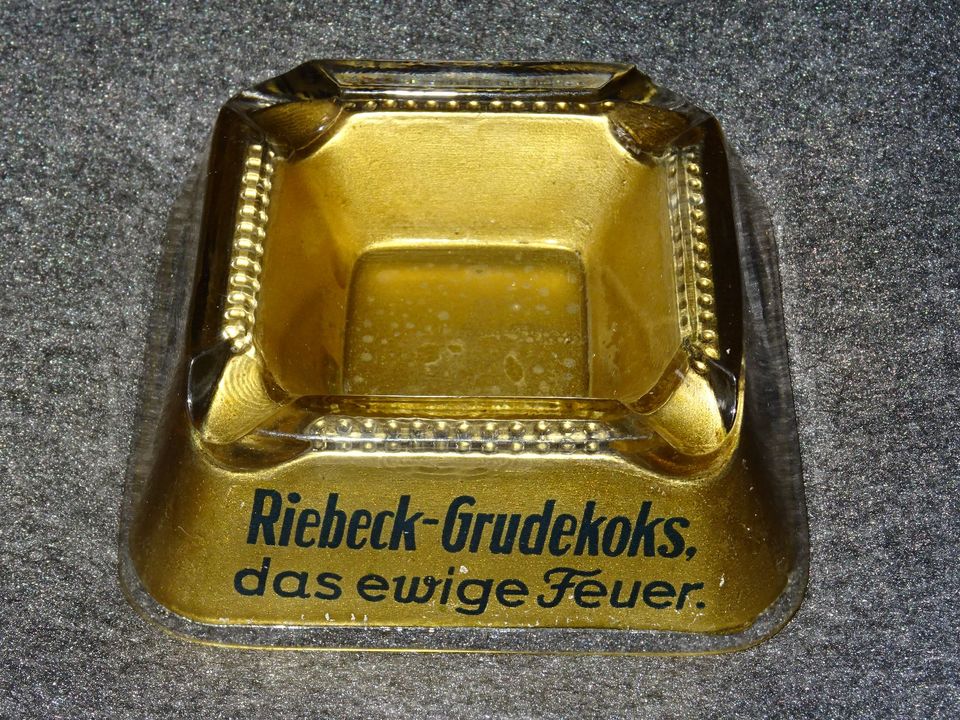 ALTER GLAS ASCHENBECHER DAS GUTE RIEBECK BRIKETT GRUDEKOKS 1930 in Hamburg