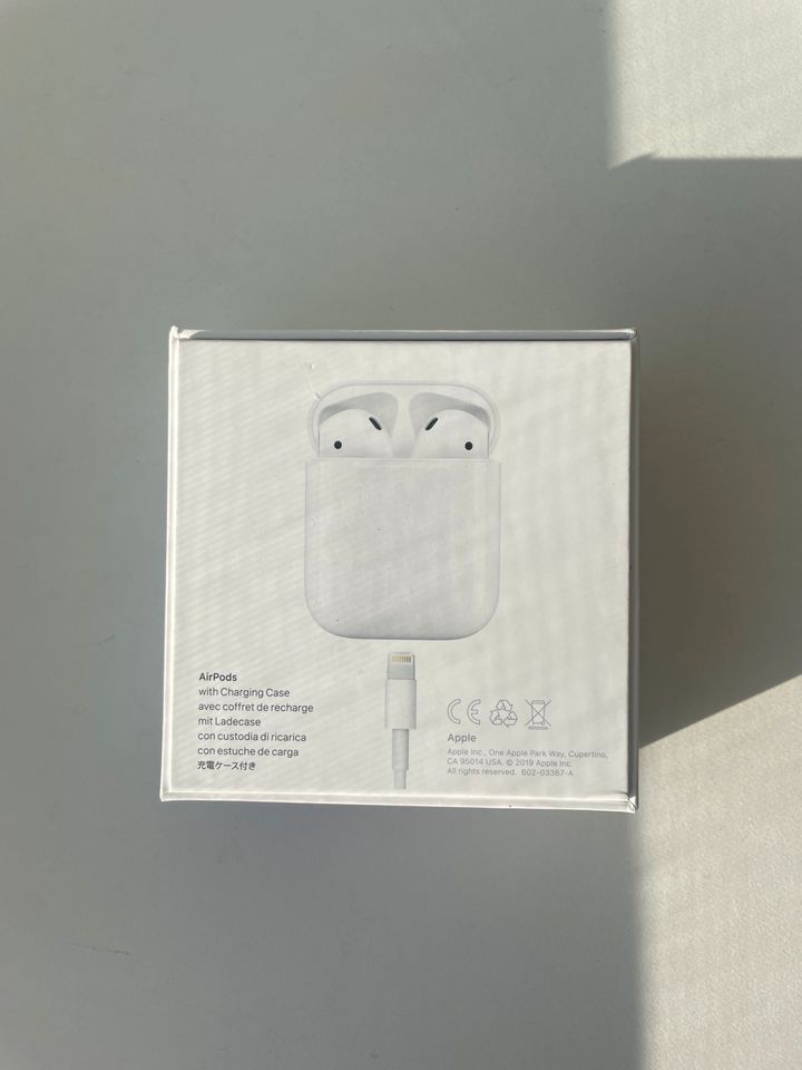 Apple AirPods  Verpackung OVP Originalkarton in Wriedel