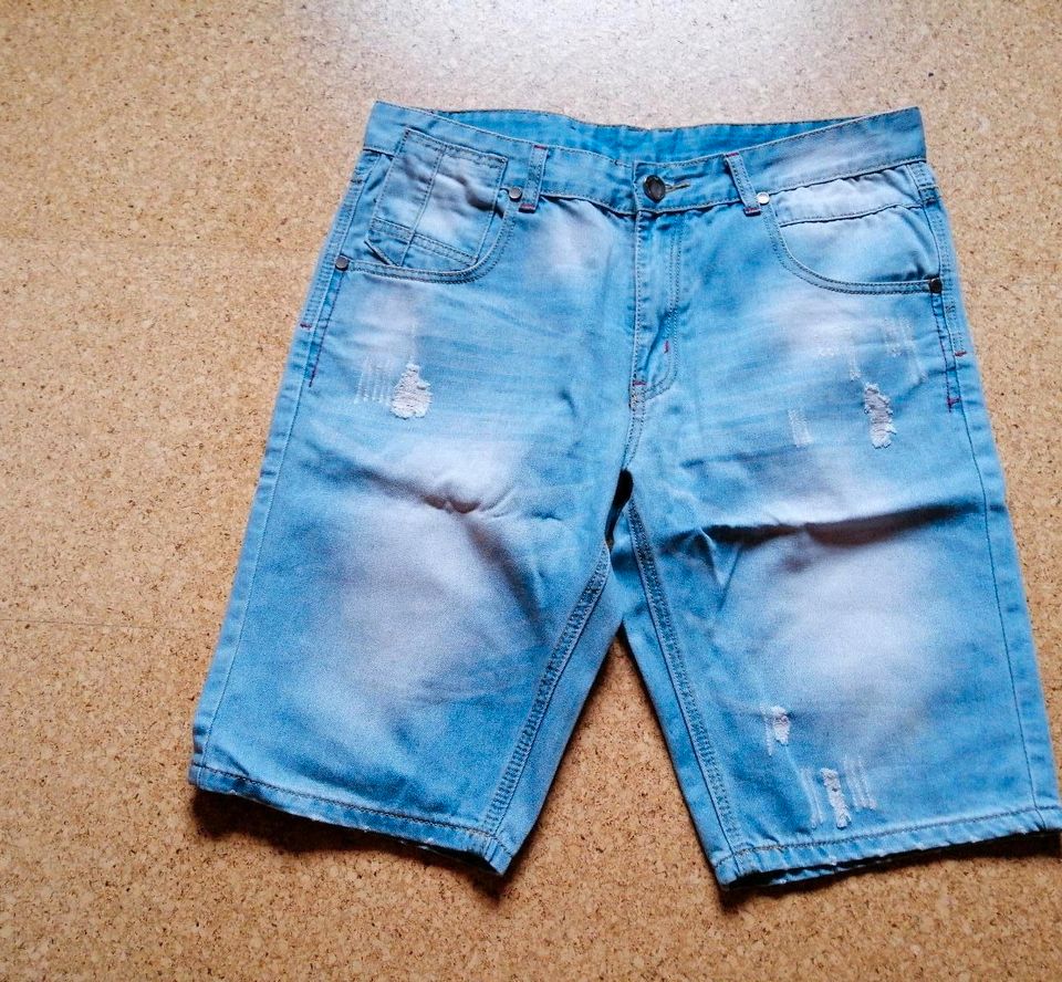 Shorts Jeans gr. 34 blau in Freigericht