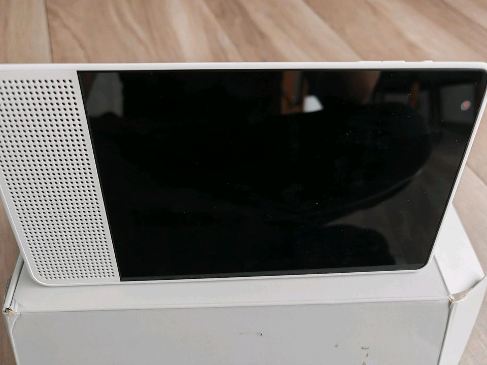 Lenovo Smart Display 8 HD in Fulda