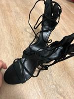 Absatzschuhe  mit Schnüren Niedersachsen - Steinfeld Vorschau