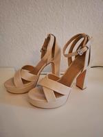 Highheels/ Pumps/ hohe Schuhe/Plateau Berlin - Reinickendorf Vorschau
