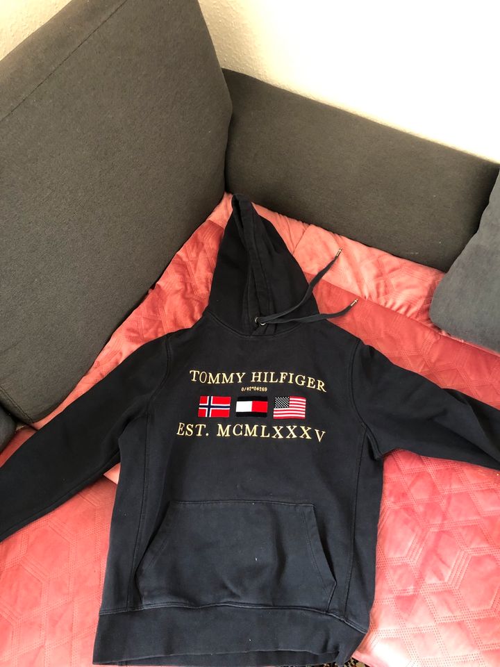 Tommy Hilfiger Pullover in Pinneberg